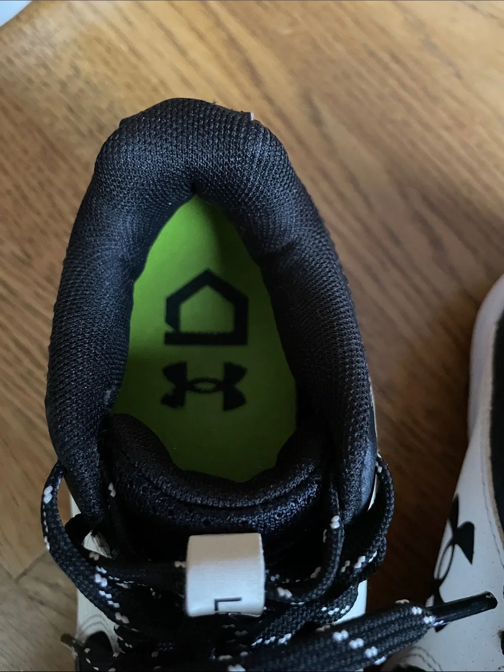 Under Armour Leadoff Low RM Jr. baseball cleats size 13 boys sports shoes